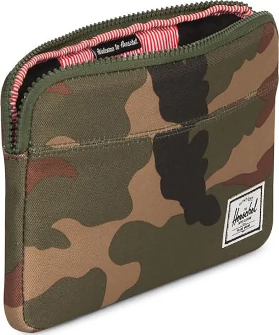 Anchor Sleeve for 15 inch MacBook (Past Season) - Unisex|-|Sac Anchor pour Macbook de 15 pouces (saison précédente) - Unisexe