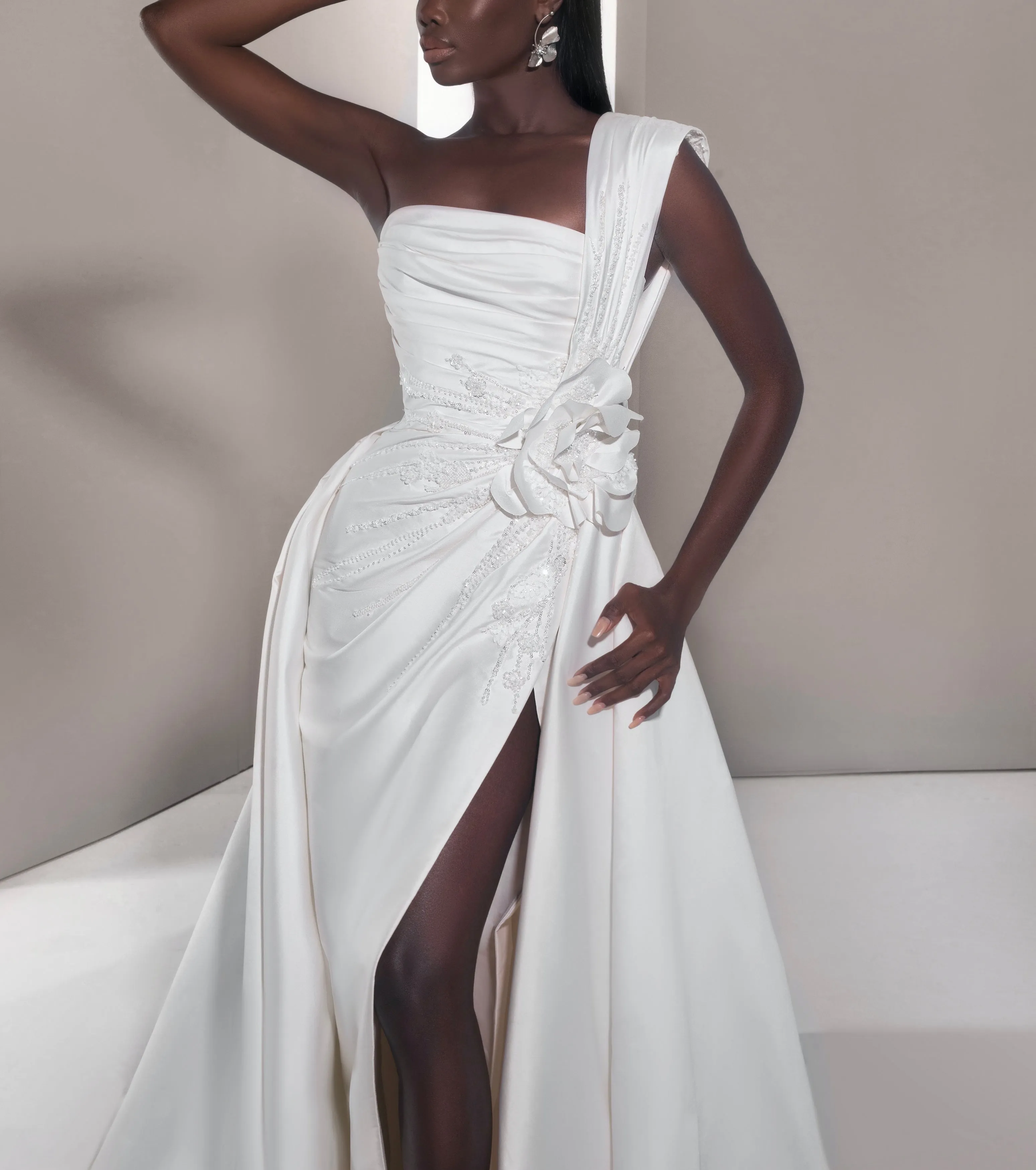 Asymmetrical Off-White Taffeta Dress