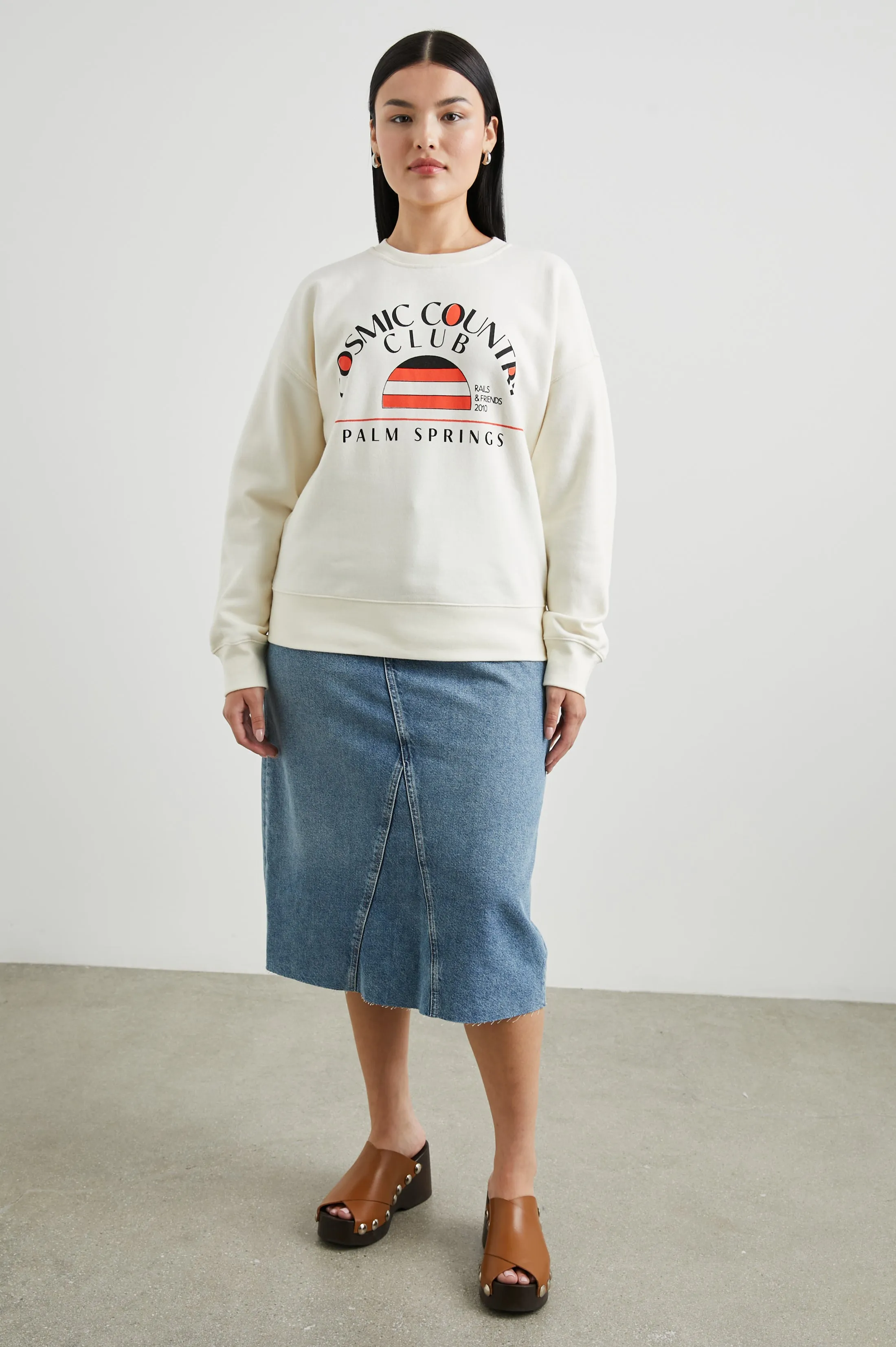 COSMIC COUNTRY CLUB SWEATSHIRT - WINTER WHITE