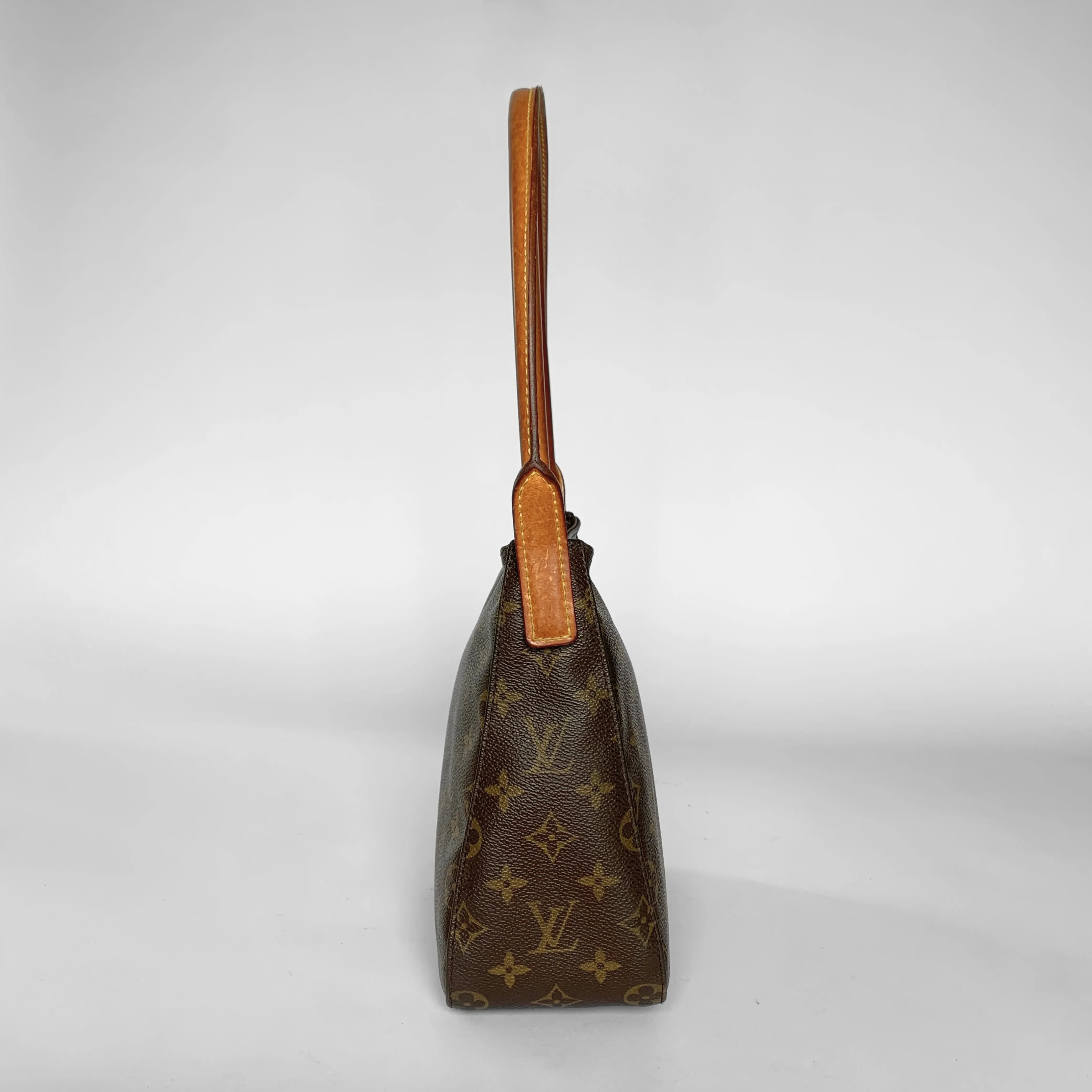 Louis Vuitton Looping MM Monogram Canvas