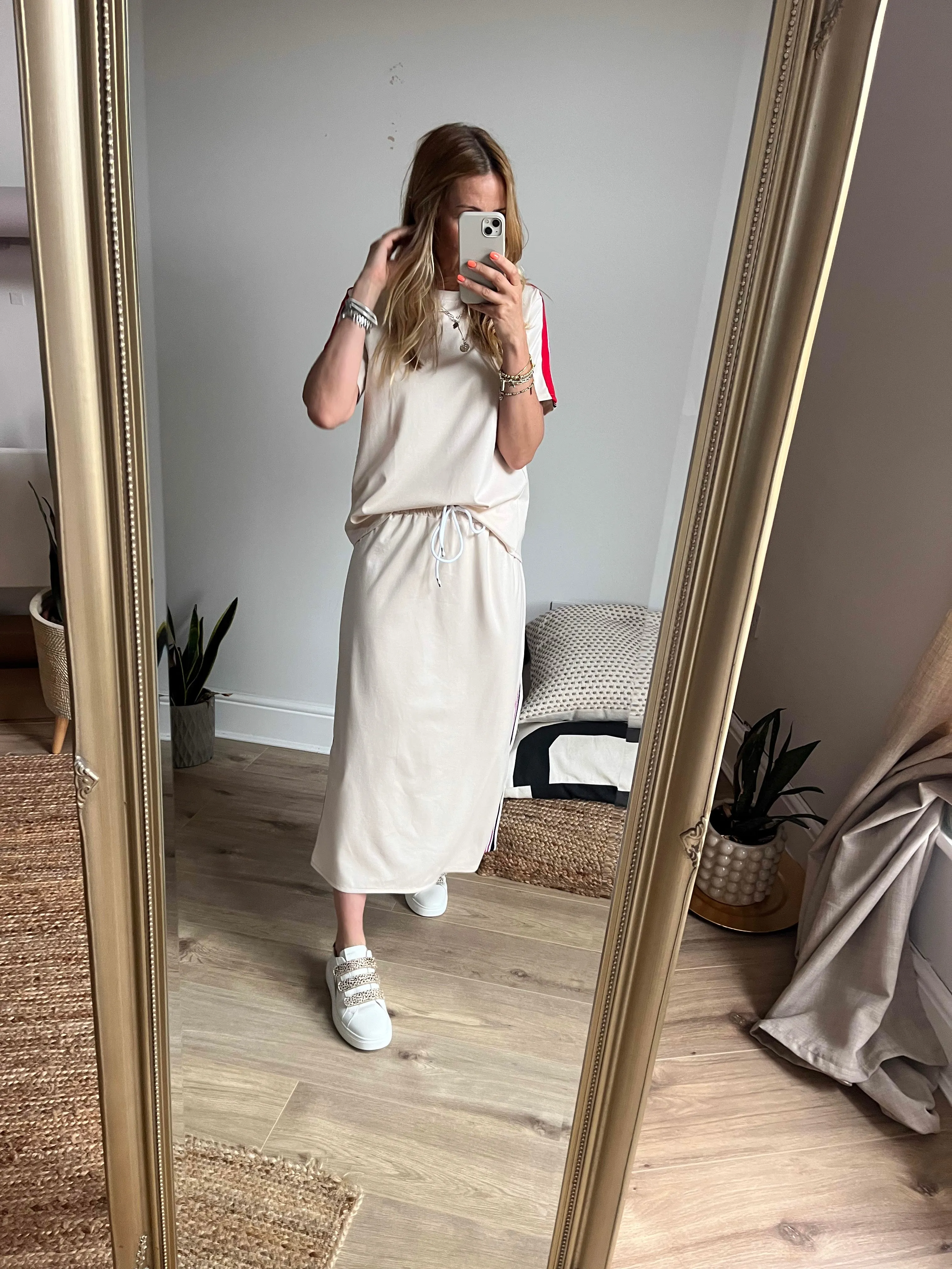 Short Sleeve T-Shirt and Skirt Set